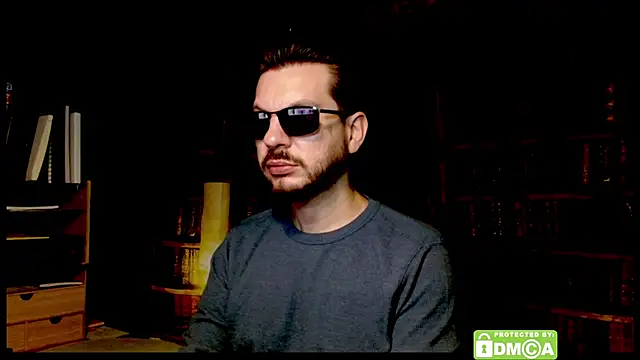 Snapshot of justshutupandwatch chatting on December 16, 2025, 9:09 pm justshutupandwatch online show from December 16, 2025, 9:09 pm