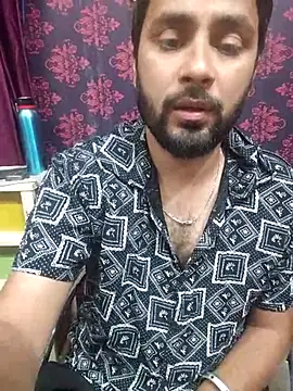 Cute Lucky online show from April 15, 2026, 6:04 pm