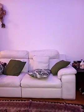 BCNBOTTOM online show from December 21, 2025, 9:44 pm