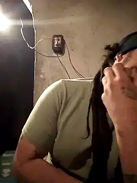 Snapshot of Maxirasta12_ chatting on July 23, 2026, 12:35 am Maxirasta12 online show from July 23, 2026, 12:35 am
