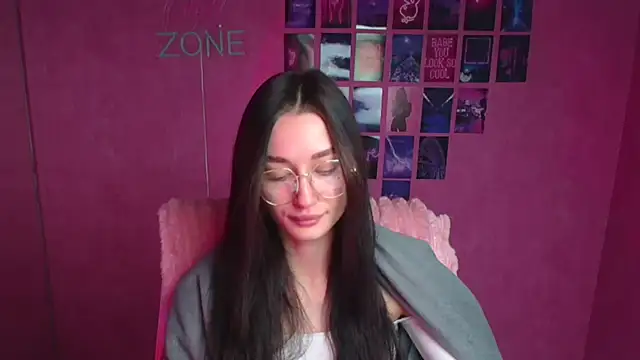 Stella XO online show from February 24, 2026, 6:11 am