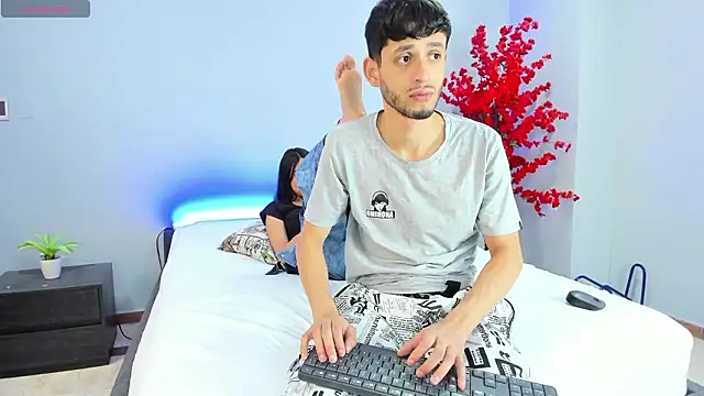 dracke and zara online show from February 18, 2026, 12:12 pm