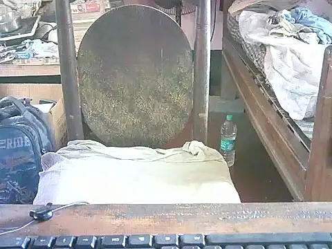 handsome12345  online show from April 18, 2026, 3:21 am