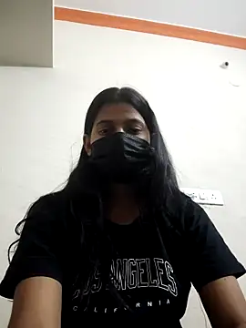 Snapshot of SIKHA_SIA chatting on November 24, 2025, 5:45 pm SIKHA SIA online show from November 24, 2025, 5:45 pm