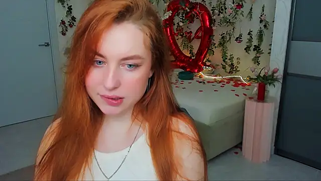 Snapshot of AirySilhouette chatting on March 11, 2026, 4:07 am AirySilhouette online show from March 11, 2026, 4:07 am