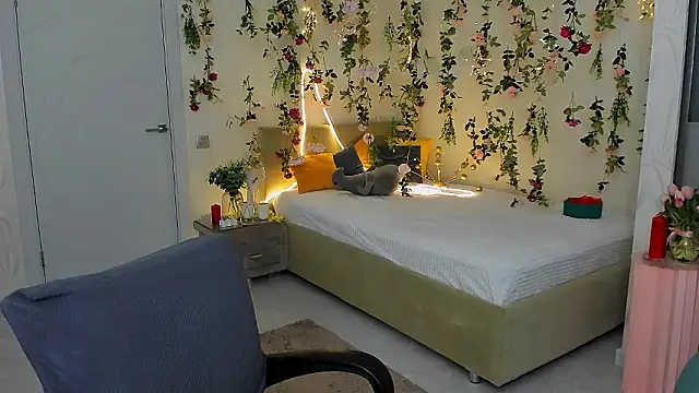 Snapshot of AirySilhouette chatting on March 24, 2026, 4:06 am AirySilhouette online show from March 24, 2026, 4:06 am