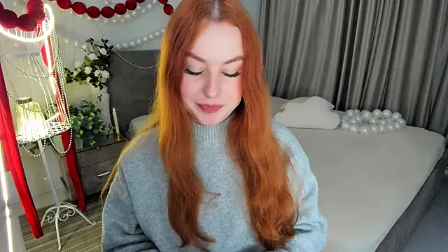 Snapshot of AirySilhouette chatting on April 10, 2026, 7:29 pm AirySilhouette online show from April 10, 2026, 7:29 pm