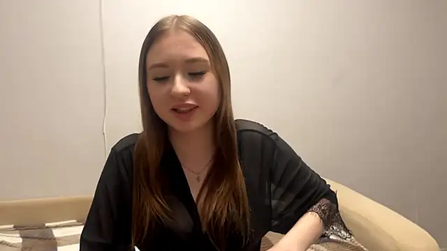 Snapshot of DivaRay chatting on November 28, 2025, 10:07 am DivaRay online show from November 28, 2025, 10:07 am