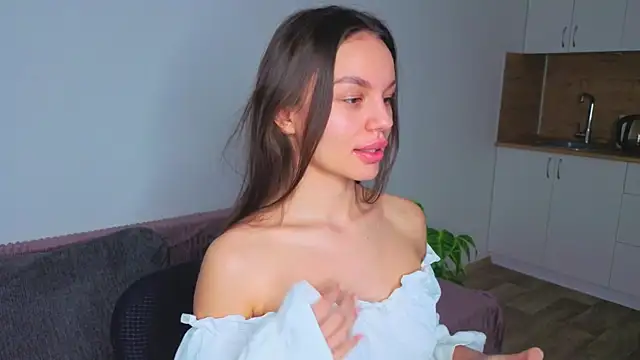 Snapshot of Tiffany_Sweetie chatting on March 30, 2026, 12:39 pm Tiffany Sweetie online show from March 30, 2026, 12:39 pm