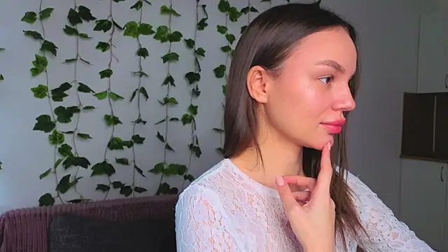 Snapshot of Tiffany_Sweetie chatting on March 31, 2026, 12:27 pm Tiffany Sweetie online show from March 31, 2026, 12:27 pm