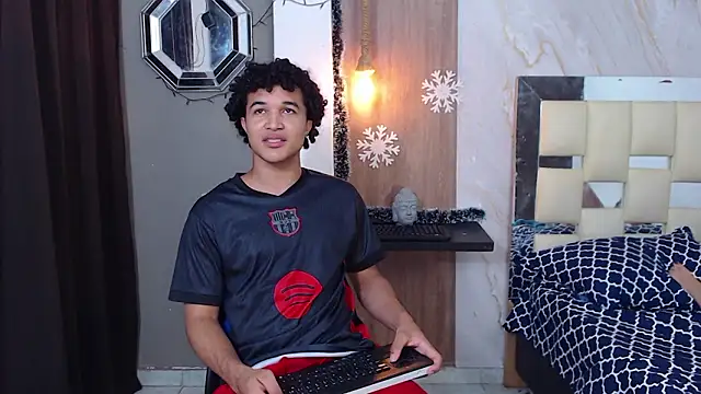 sweett love  online show from January 15, 2026, 6:18 am