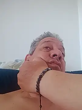 jorgerove76 online show from November 20, 2025, 2:39 pm