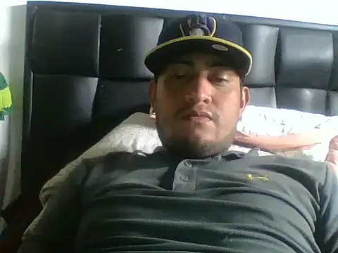 Minnie2013Mickey online show from November 26, 2025, 7:15 pm