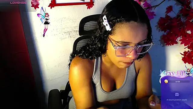 Snapshot of chleo_rosse chatting on May 26, 2026, 5:31 pm chleo rosse online show from May 26, 2026, 5:31 pm