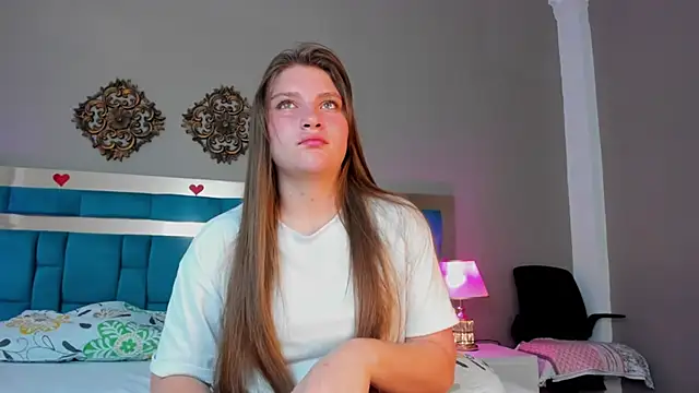 LiiaVelvet online show from March 4, 2026, 3:34 am