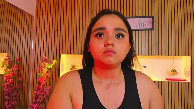 SaraLondon13 online show from November 20, 2025, 11:15 pm