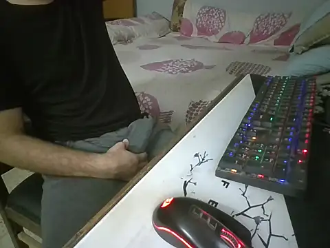 caiomurdock online show from November 25, 2025, 1:27 am