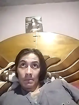 dejavujade online show from April 5, 2026, 11:02 pm