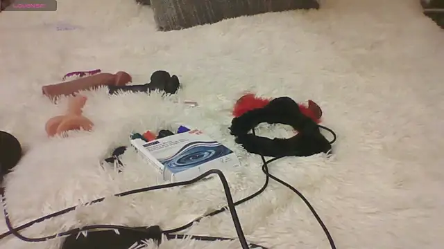 LisaHoneyLisa online show from November 29, 2025, 7:28 pm