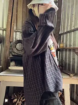 XndSeraphina online show from April 12, 2026, 4:50 am