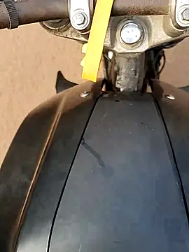 Snapshot of Meow_buggie chatting on December 23, 2025, 2:53 am Meow buggie online show from December 23, 2025, 2:53 am