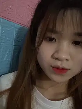 Snapshot of Spring-spring chatting on November 29, 2025, 1:25 pm Spring-spring online show from November 29, 2025, 1:25 pm