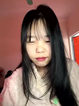 Kiee-lee online show from January 12, 2026, 4:18 am