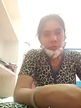 Snapshot of mamata_jo chatting on July 4, 2026, 5:24 am mamata jo online show from July 4, 2026, 5:24 am