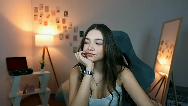 Vexorine online show from April 2, 2026, 7:44 pm