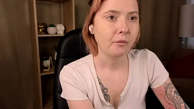 Snapshot of LaylaCookies_ chatting on November 28, 2025, 5:54 am LaylaCookies online show from November 28, 2025, 5:54 am