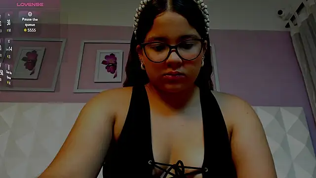 KimberlyMorgan online show from December 18, 2025, 11:38 am