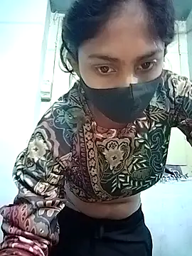 Miss tinaaa online show from December 5, 2025, 10:46 am