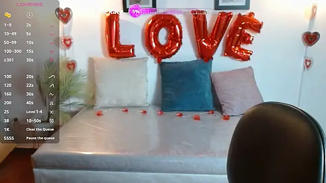 Snapshot of Juliana__lx chatting on February 16, 2026, 1:51 pm Juliana lx online show from February 16, 2026, 1:51 pm