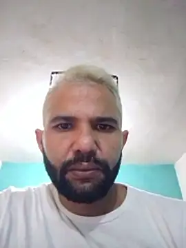 jhosemanuel online show from December 17, 2025, 8:59 pm