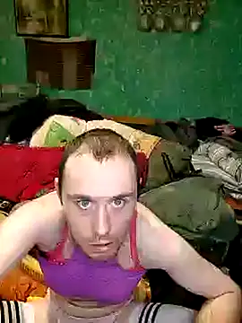 Snapshot of johnboylovescumi chatting on November 20, 2025, 10:42 pm johnboylovescumi online show from November 20, 2025, 10:42 pm