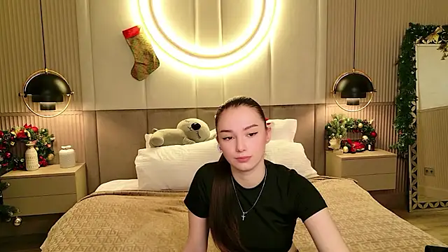 Snapshot of Amber_Bond chatting on January 7, 2026, 6:05 am Amber Bond online show from January 7, 2026, 6:05 am