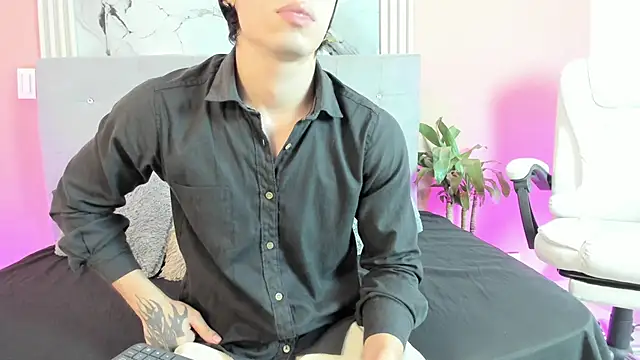 eren jeager online show from February 24, 2026, 1:14 am