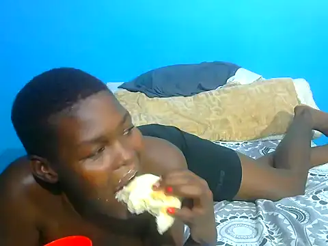 VirginPrincess06 online show from November 27, 2025, 1:18 am