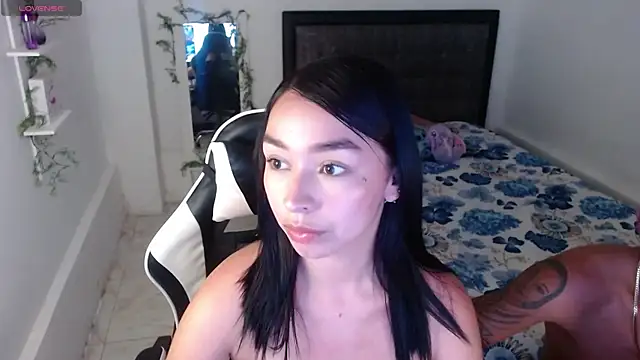 Snapshot of Ariel_Laurentt chatting on July 22, 2026, 4:15 am Ariel Laurentt online show from July 22, 2026, 4:15 am