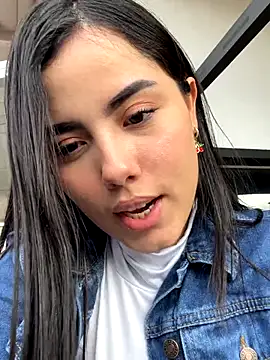 Snapshot of Marilyn_Monrou chatting on December 14, 2025, 8:13 pm Marilyn Monrou online show from December 14, 2025, 8:13 pm