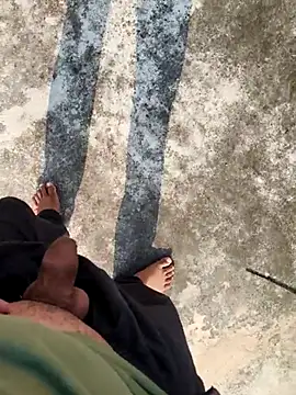 Snapshot of apka_rockstarr chatting on November 24, 2025, 3:39 am apka rockstarr online show from November 24, 2025, 3:39 am