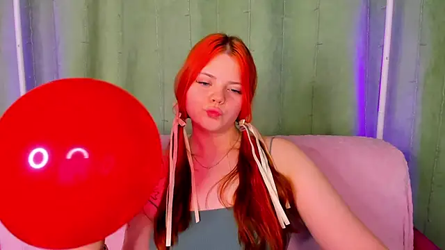 Snapshot of KellyFiery chatting on May 23, 2026, 8:29 am KellyFiery online show from May 23, 2026, 8:29 am