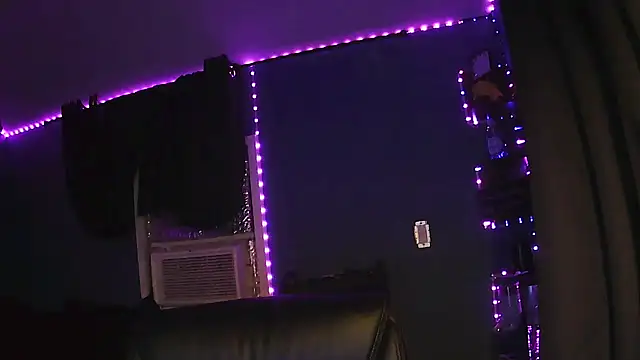 KingCole2390 online show from February 3, 2026, 6:40 am