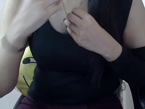 radhika nar online show from December 14, 2025, 5:02 am