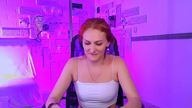 Snapshot of DianaTorrens chatting on November 25, 2025, 9:20 am DianaTorrens online show from November 25, 2025, 9:20 am