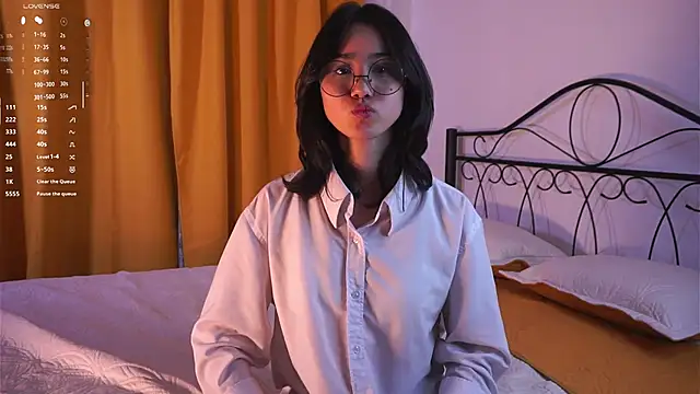 Snapshot of StaciaBratz chatting on November 21, 2025, 7:01 pm StaciaBratz online show from November 21, 2025, 7:01 pm