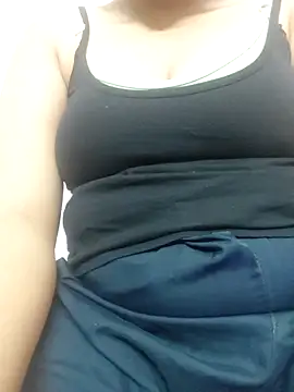 Snapshot of Tanvi_02 chatting on November 27, 2025, 4:42 pm Tanvi 02 online show from November 27, 2025, 4:42 pm