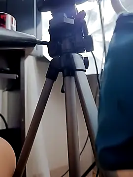 SamathaMay online show from February 19, 2026, 1:29 pm