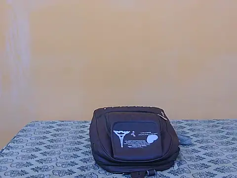 Honey Baby1 online show from December 21, 2025, 6:09 am