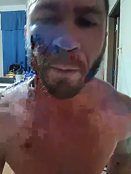 Snapshot of RobertoLuiz84 chatting on May 10, 2026, 1:33 am RobertoLuiz84 online show from May 10, 2026, 1:33 am